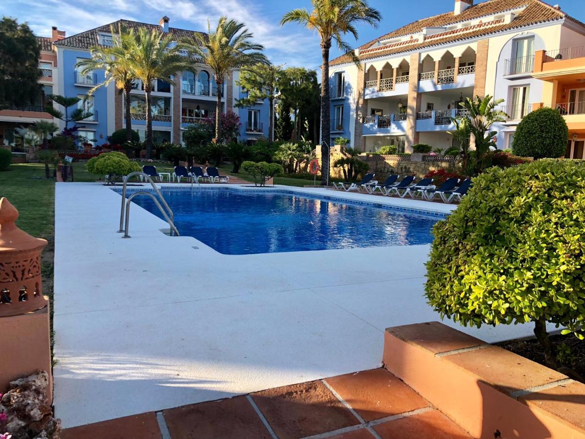 La Perla De La Bahia, Urbanizacion Gran Lujo Apartment Bahia de Casares Екстериор снимка